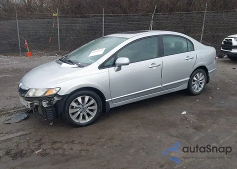 2010 Honda Civic Ex z USA, uszkodzony, nr VIN 2HGFA1F84AH303470
